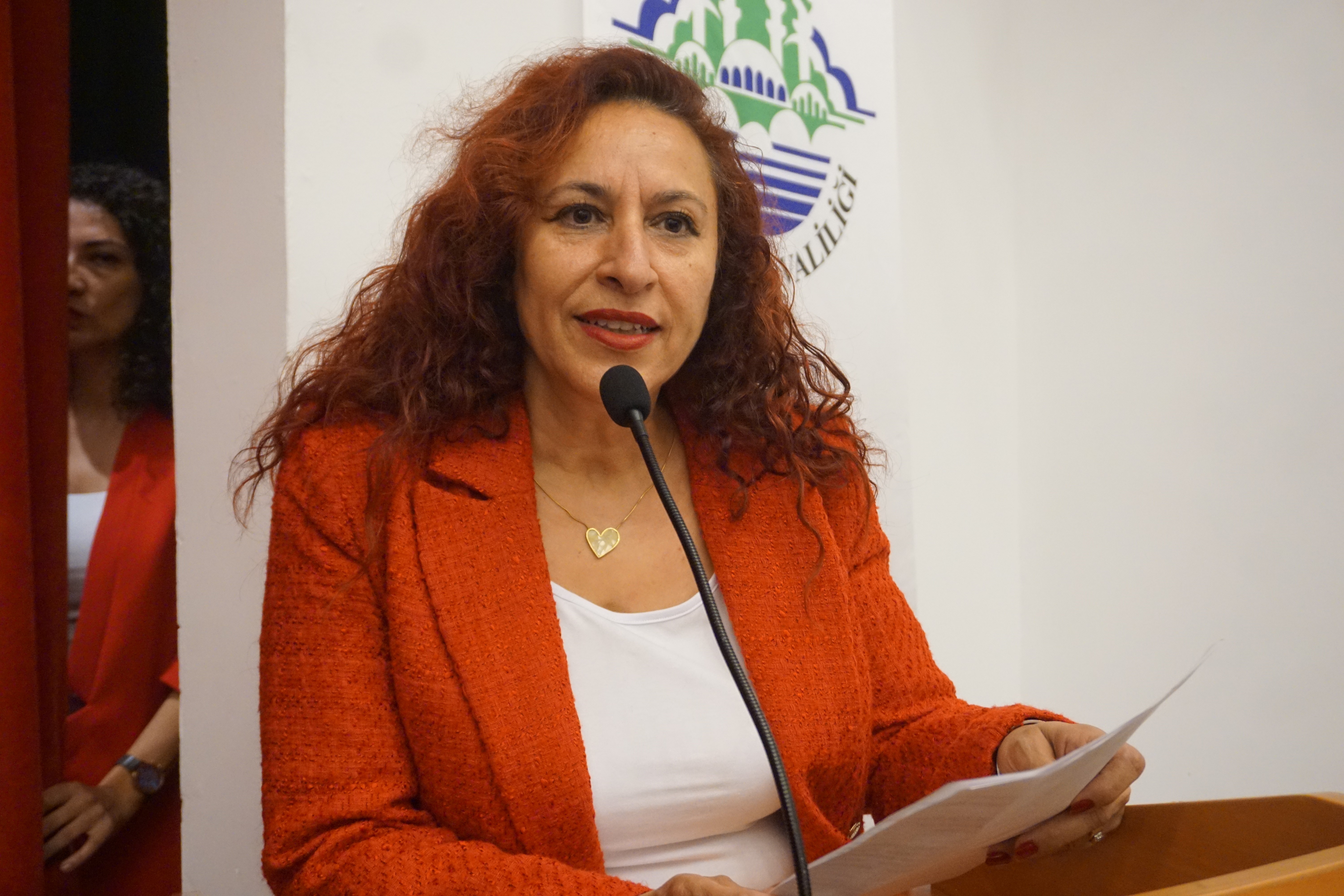 ilkokul öğrencilerinden 100. yıla özel, geri dönüşüm defilesi renkli görüntülere sahne oldu