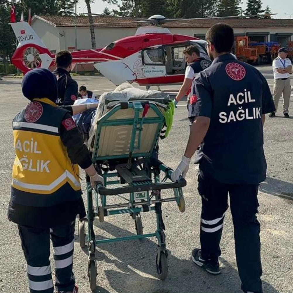 Elini testere ile kesen vatandaşa helikopterle müdahale!