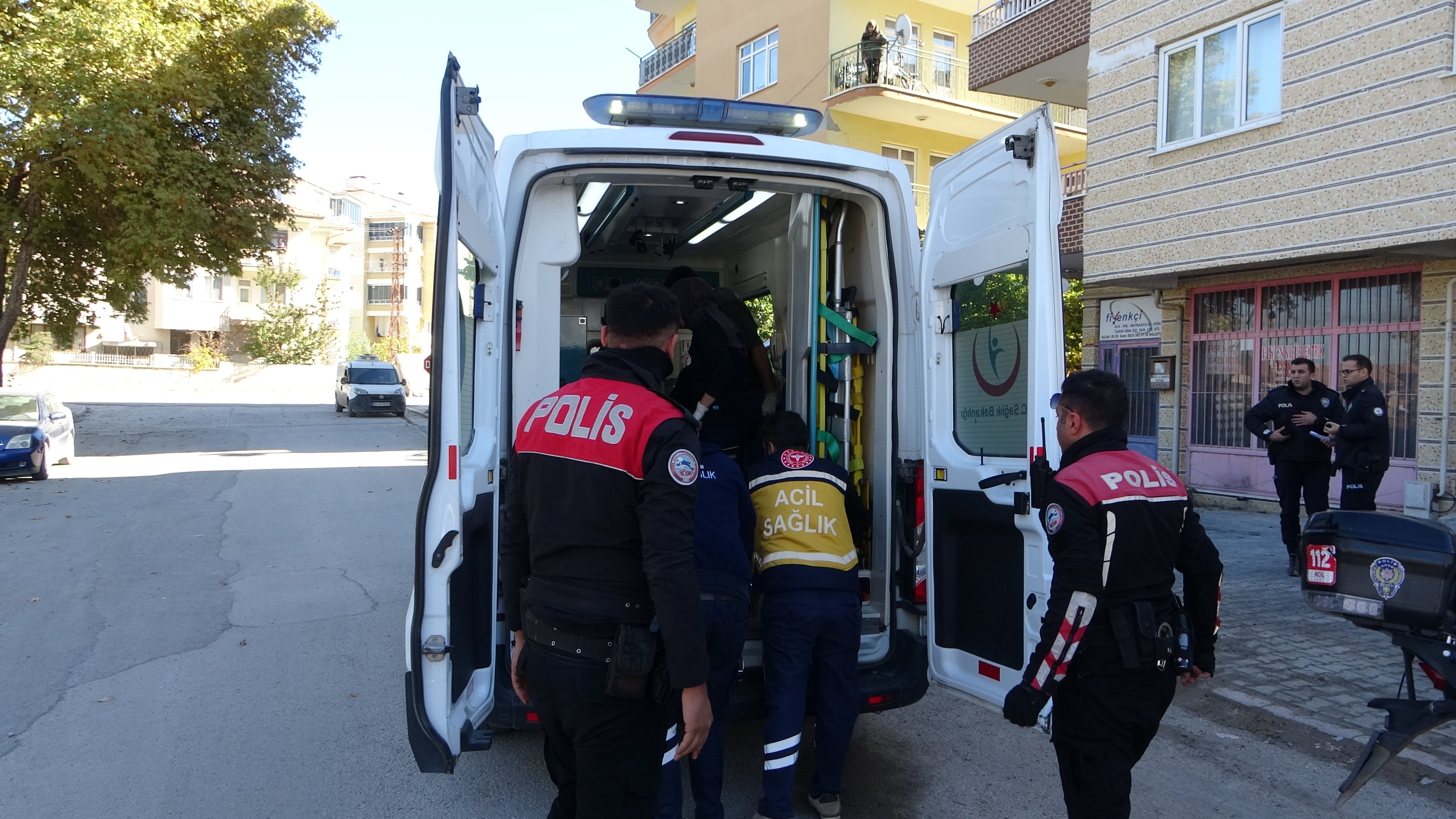 Malatya'da koca vahşeti! Tartıştığı karısına kurşun yağdırdı!