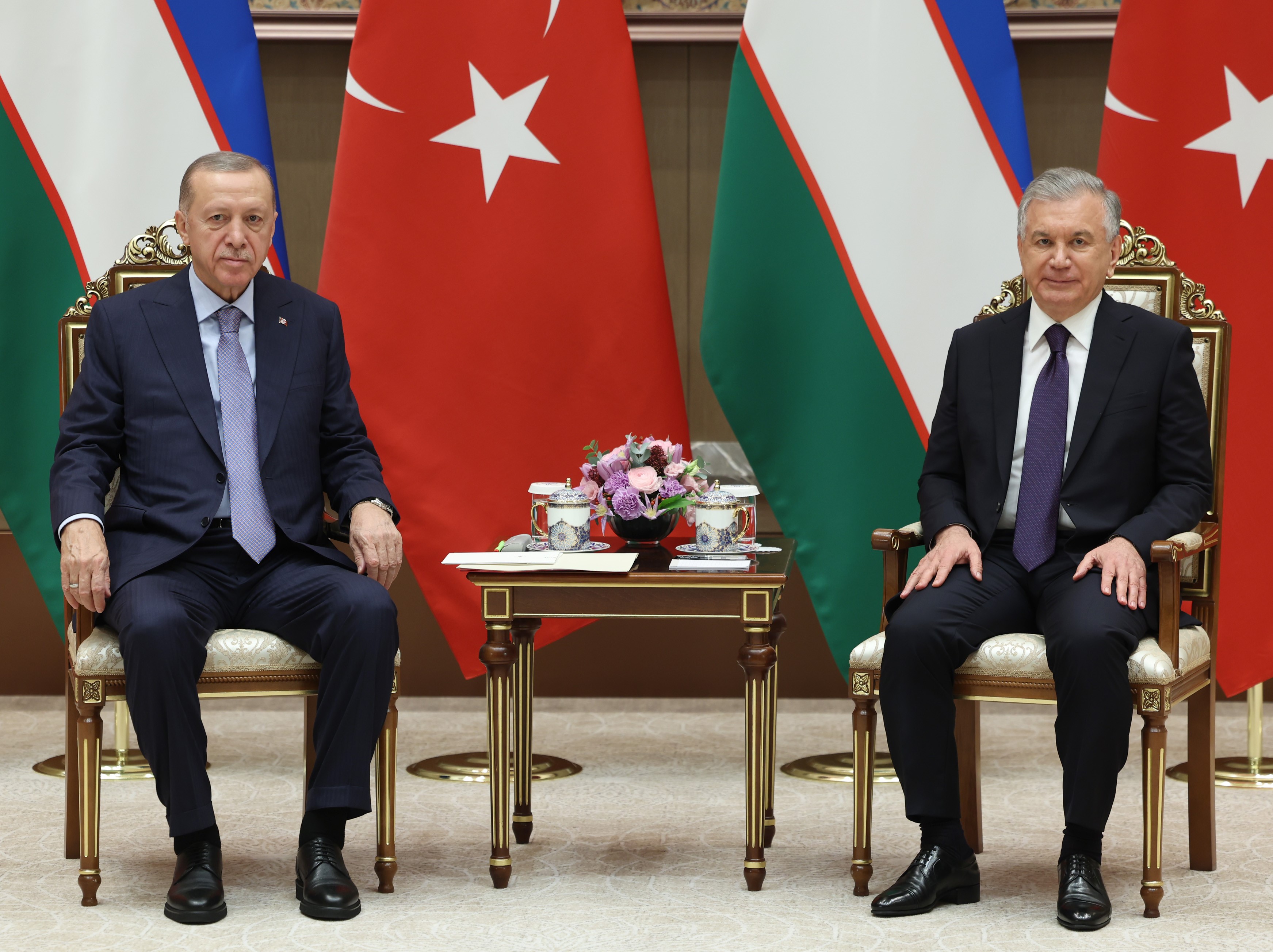 Cumhurbaşkanı Erdoğan, Ekonomik İşbirliği Teşkilatı 16'ncı Zirvesi' için Özbekistan'da