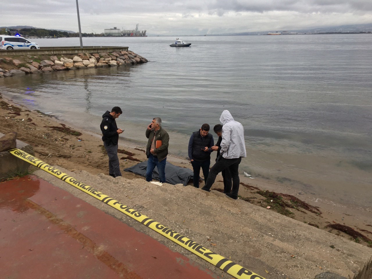 Kocaeli'de içler acısı görüntü! Sahilde kıyıya vurmuş kadın cesedi bulundu!