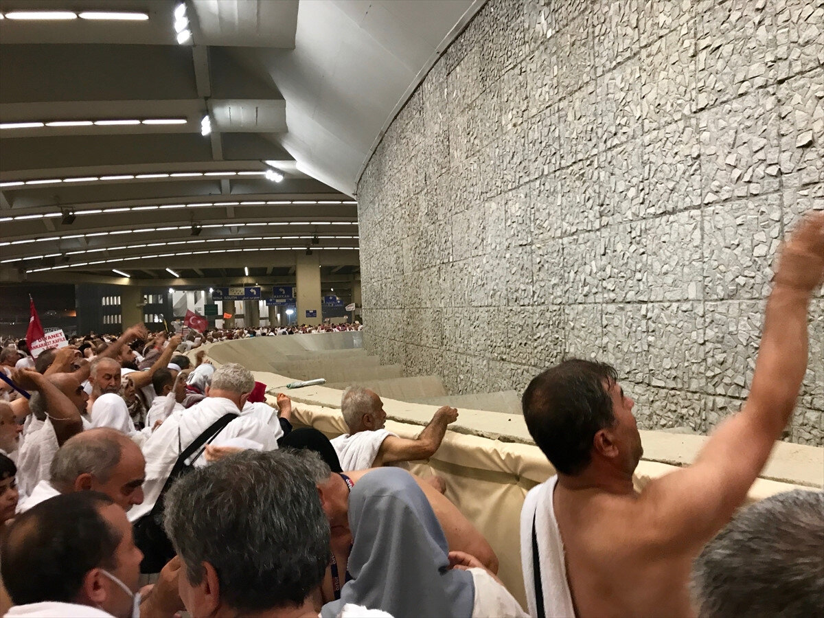 Hacı adayları aman dikkat! Sosyal medyada bu tuzağa düşmeyin!