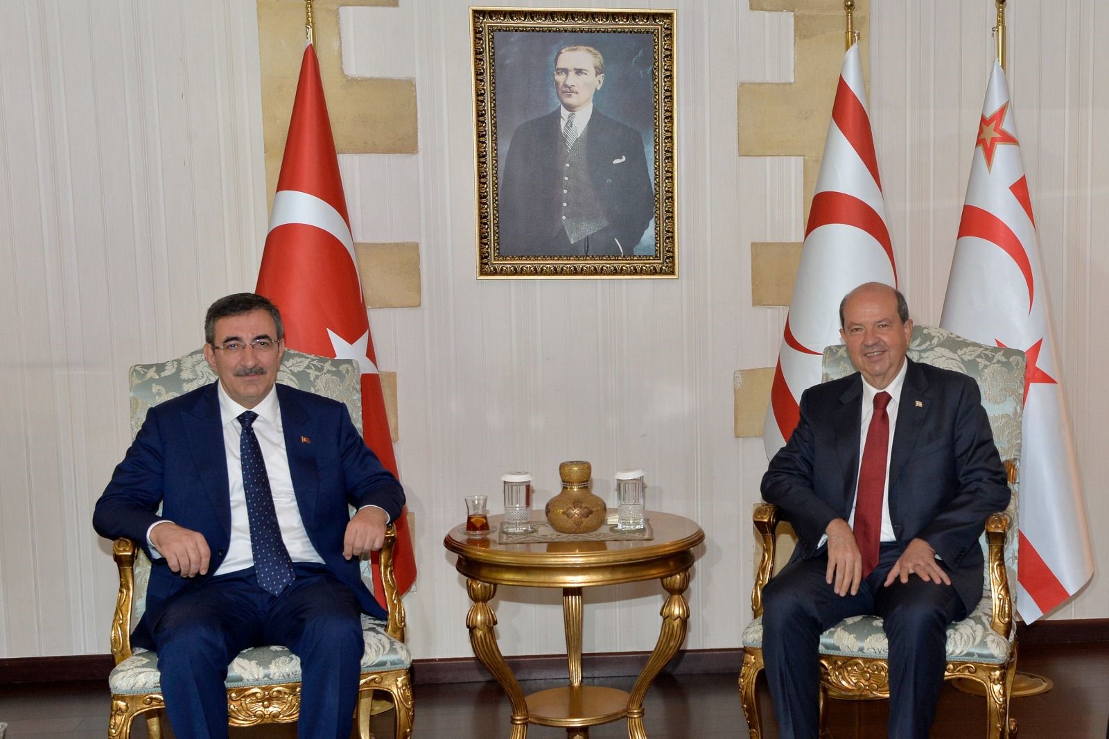 Cumhurbaşkanı Yardımcısı Yılmaz, kuruluşunun 40. yılında KKTC Cumhurbaşkanı Tatar'la buluştu
