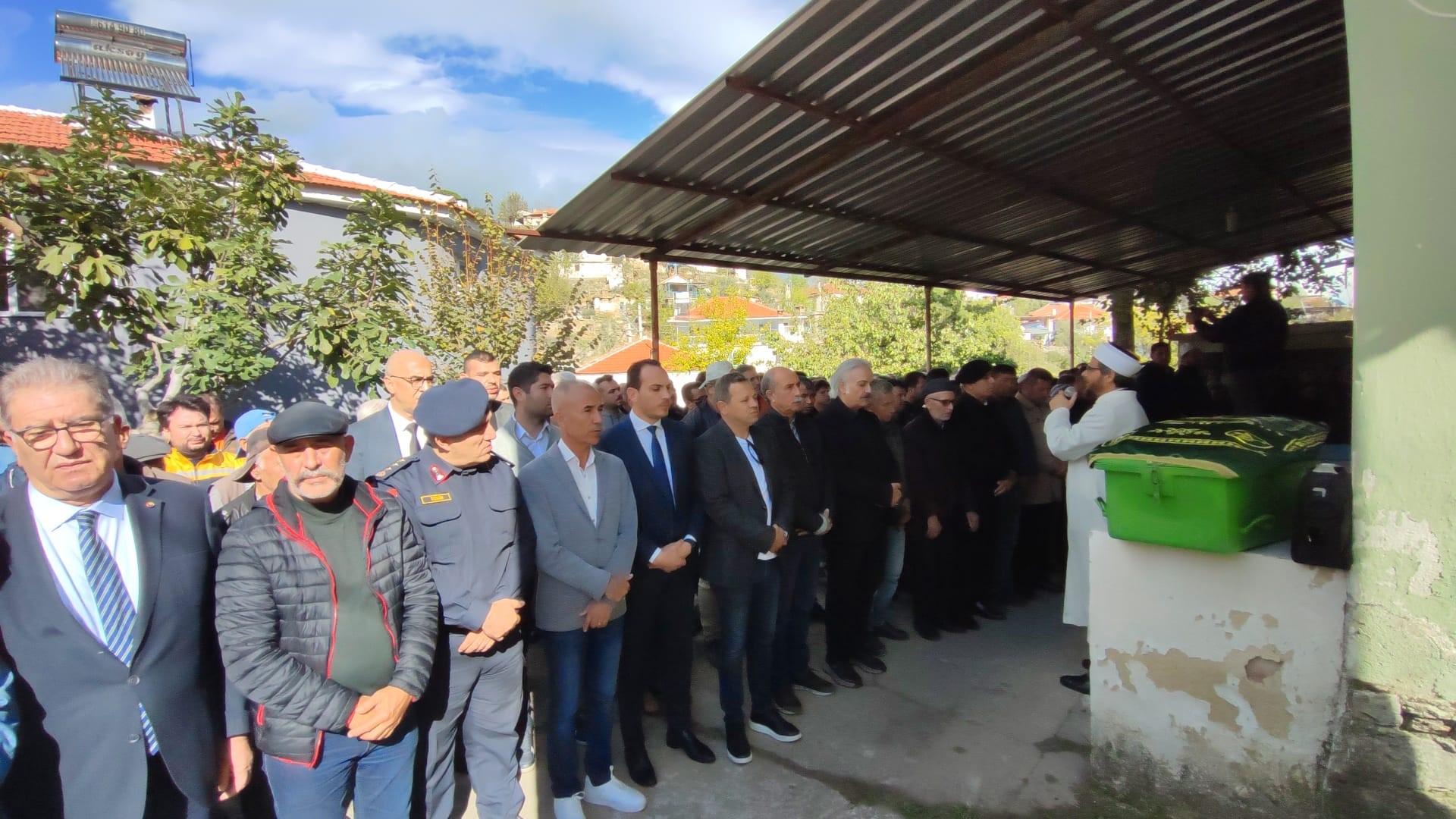 Sel sularının götürdüğü Ali Alptekin'in cesedi 11 gün sonra toprağa verildi!