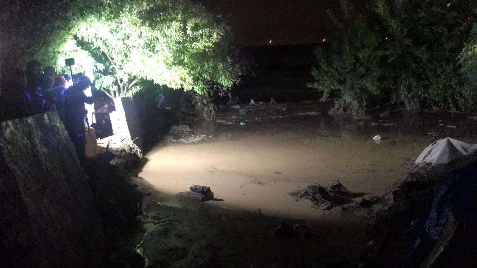 Batman’da sele neden olan sağanak bir kerpiç evi yerle bir etti! Birçok kayıplar var!