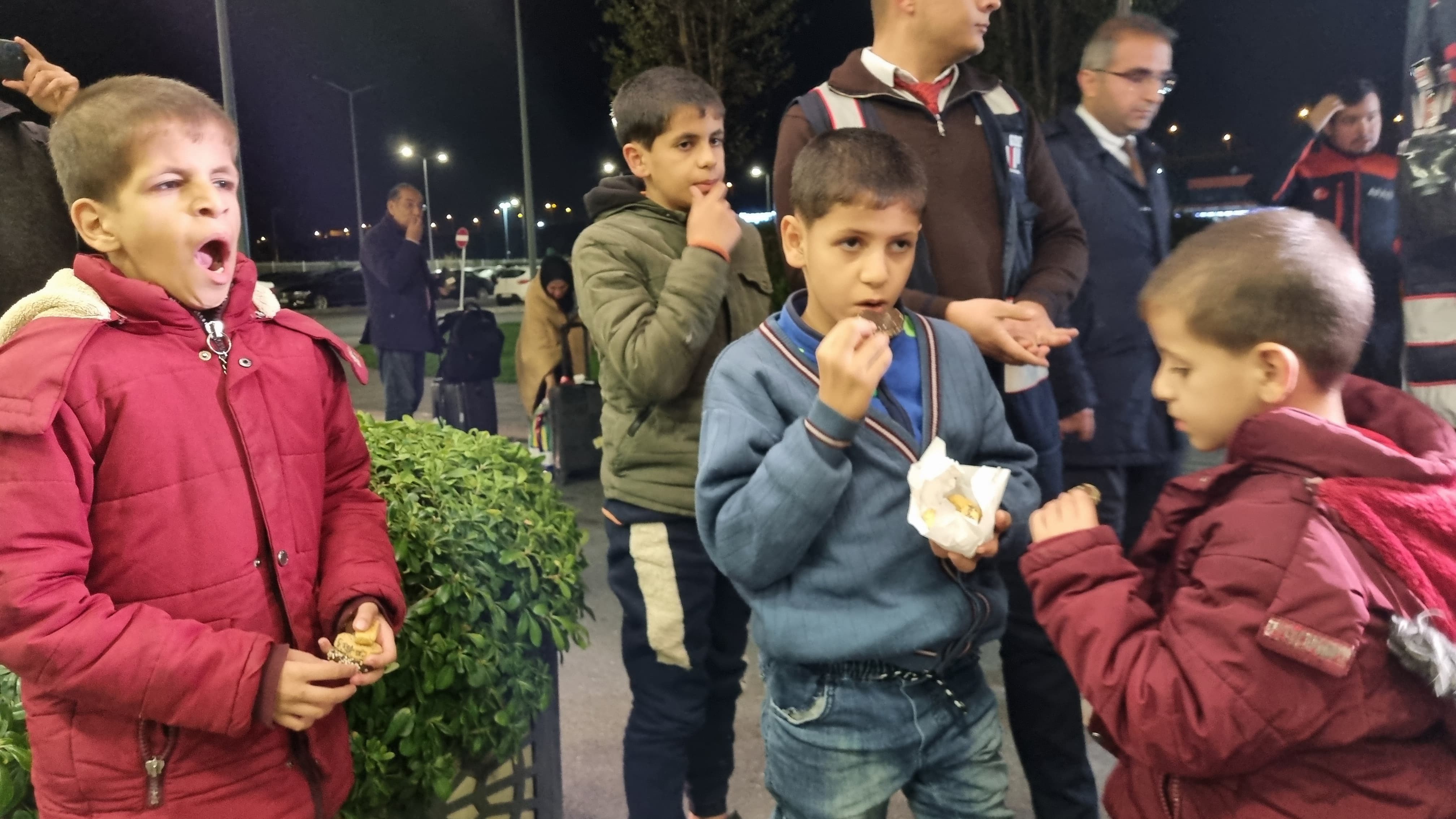 Gazze'li 87 kişiye daha kucak açıldı! Çocuk ve yaşlıdan oluşan kafile İstanbul'a getirildi