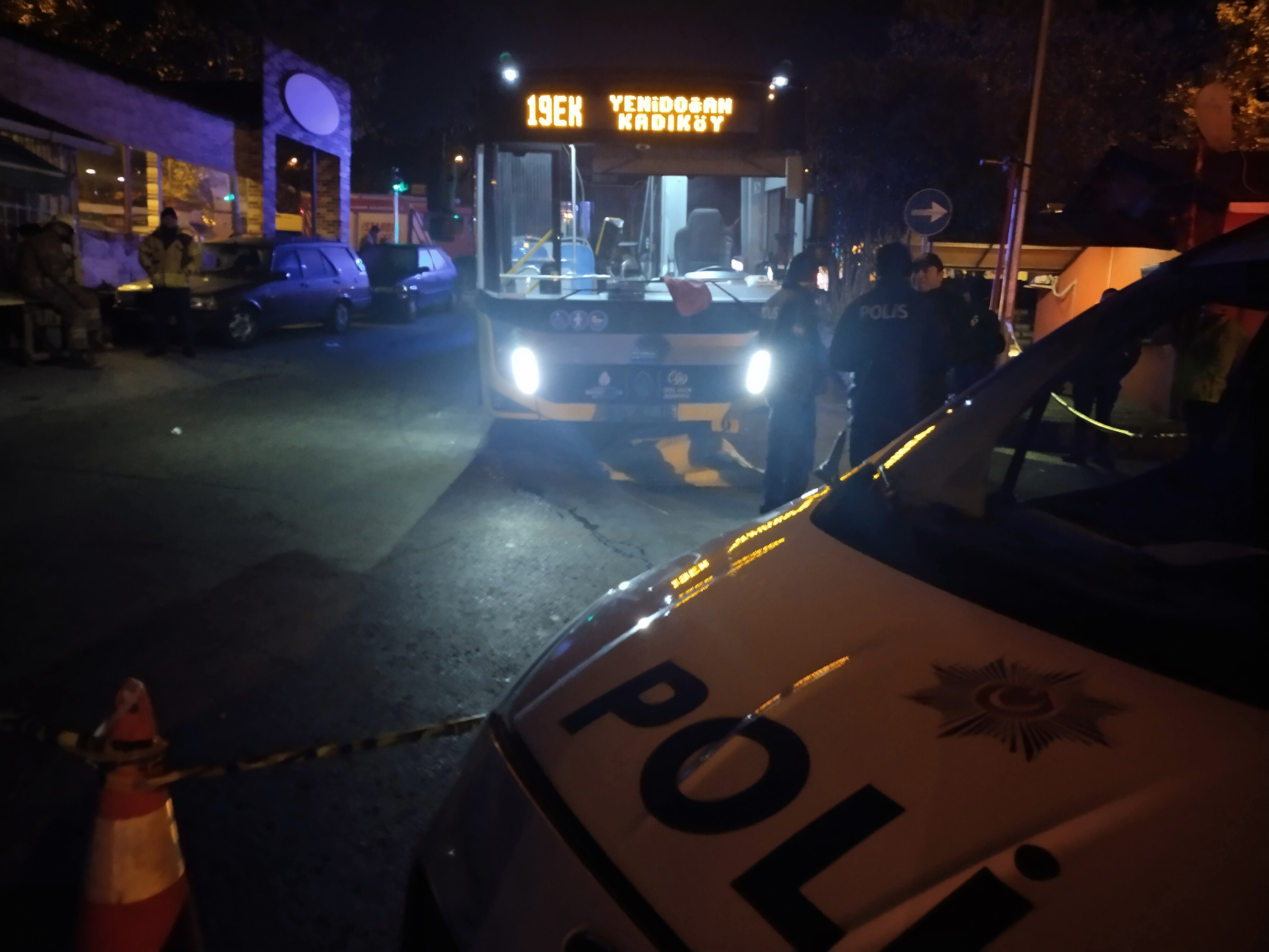 Sancaktepe'de feci kaza! Talihsiz kadın İETT otobüsünün altında kaldı!