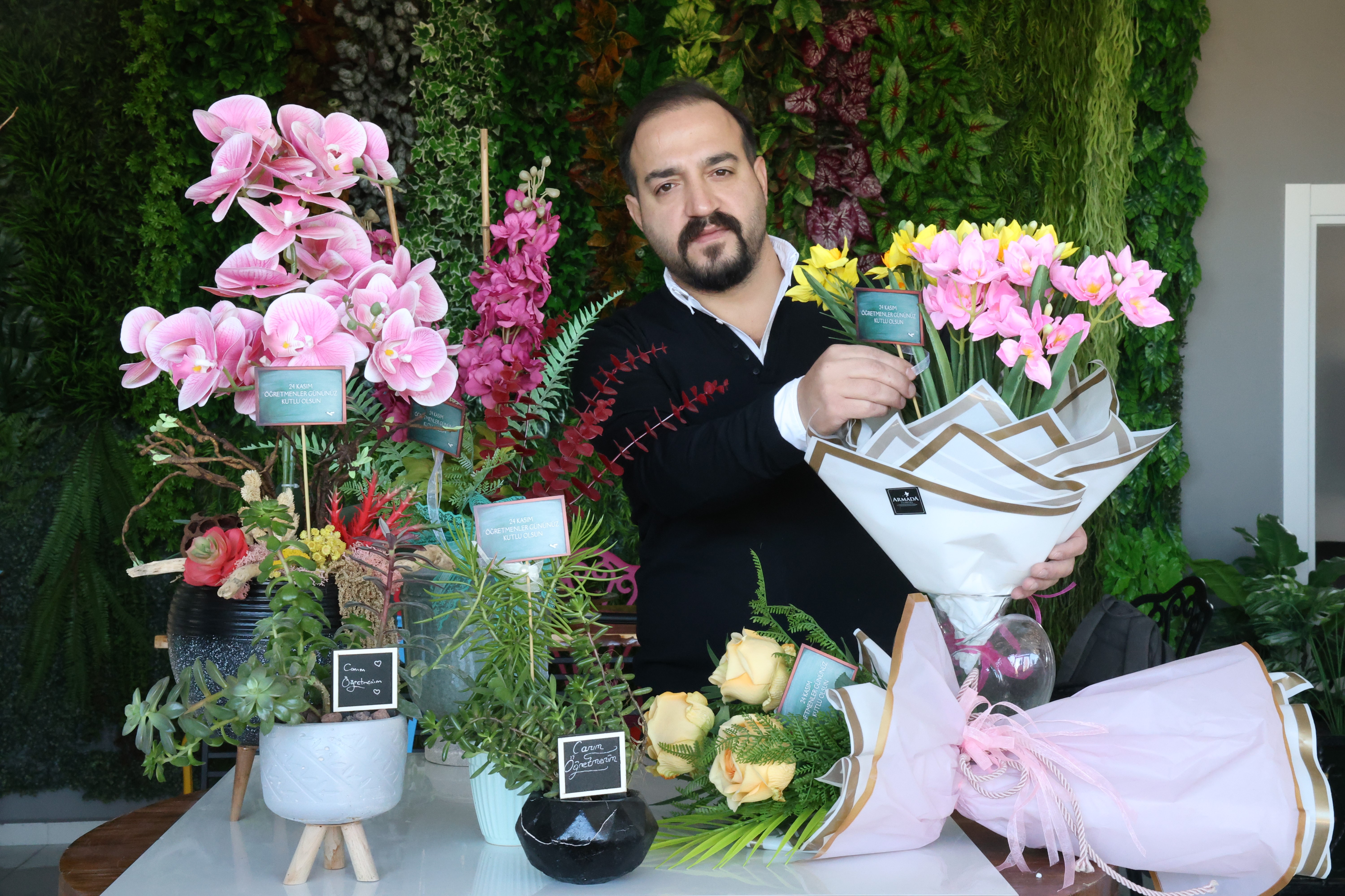 Öğretmenler günü yaklaştı, Çiçekçiler hareketlendi!