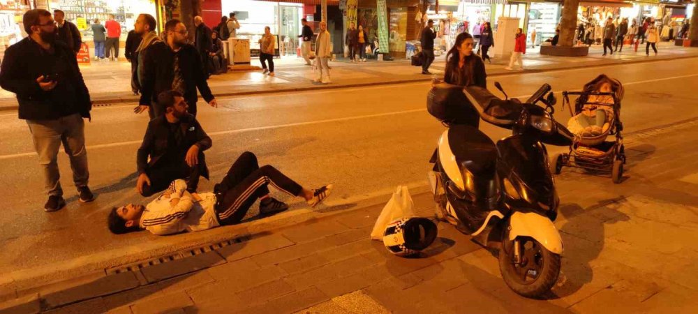 Herkes ne olduğunu anlamaya çalıştı! Kaza geçiren genç ‘Rüya bu’ diyerek kaçmaya çalıştı!