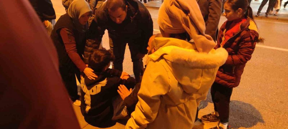 Herkes ne olduğunu anlamaya çalıştı! Kaza geçiren genç ‘Rüya bu’ diyerek kaçmaya çalıştı!