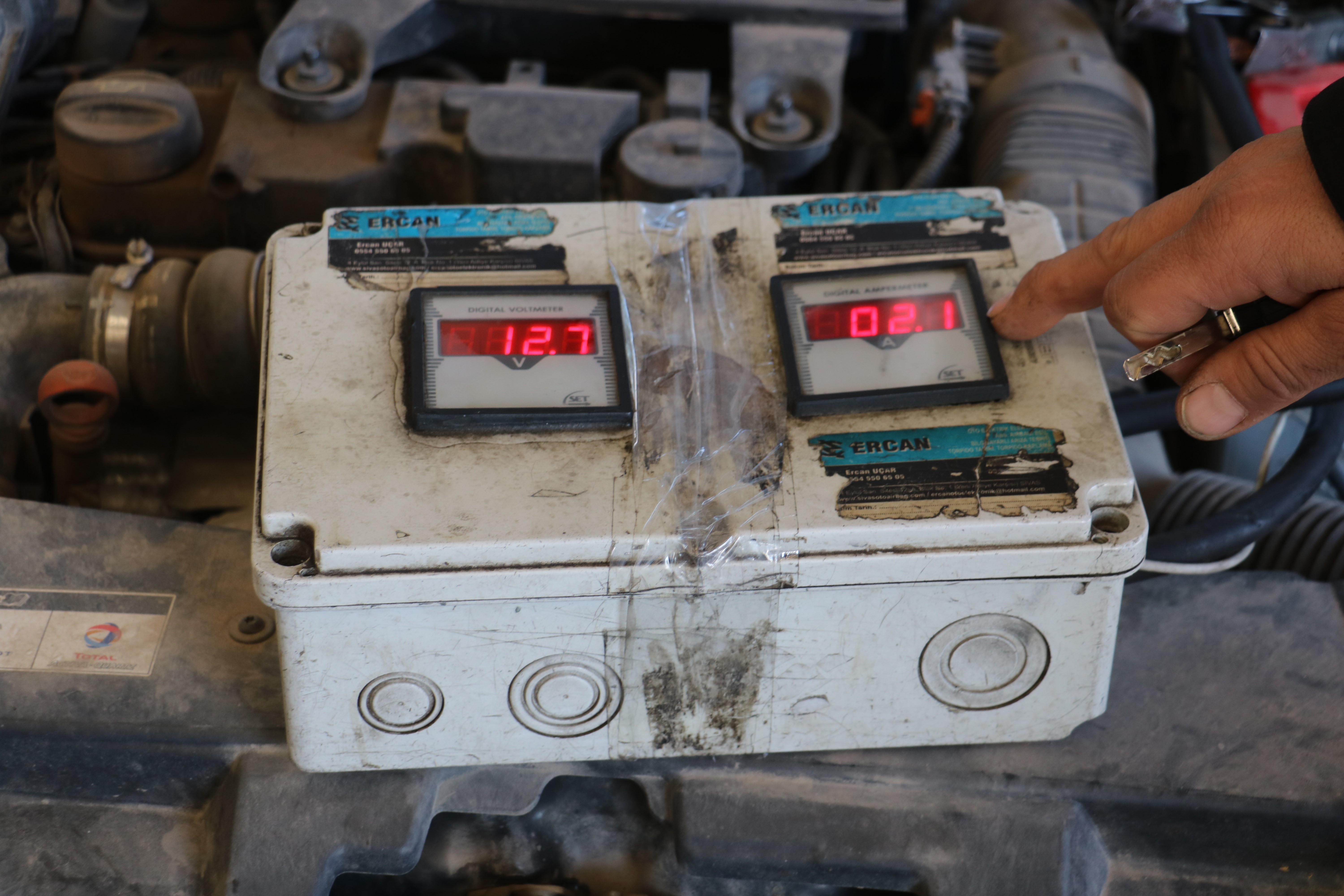 Uzmanı uyardı! Aküsü biten araç sahipleri sakın bunu yapmayın!