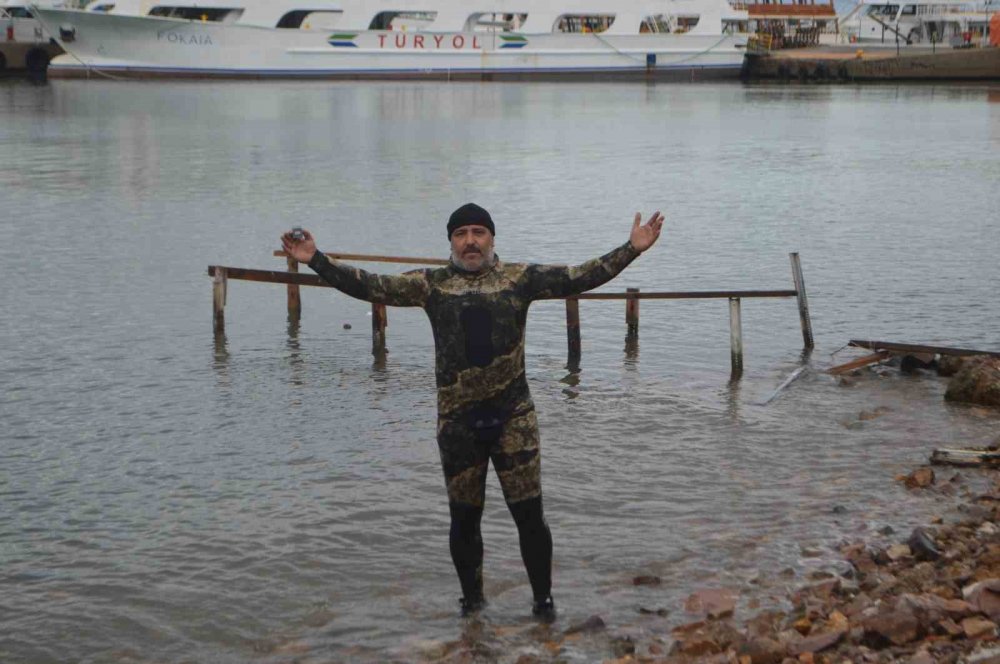 Her fırtınada paramparça oluyorlar! Ayvalık'ta amatör balıkçılar bakanlığa çağrı yaptı!