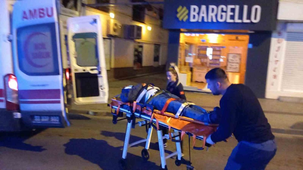 Çorlu'da yaşlı adamı feci şekilde döverek gasp ettiler! Gasp anı kamerada!