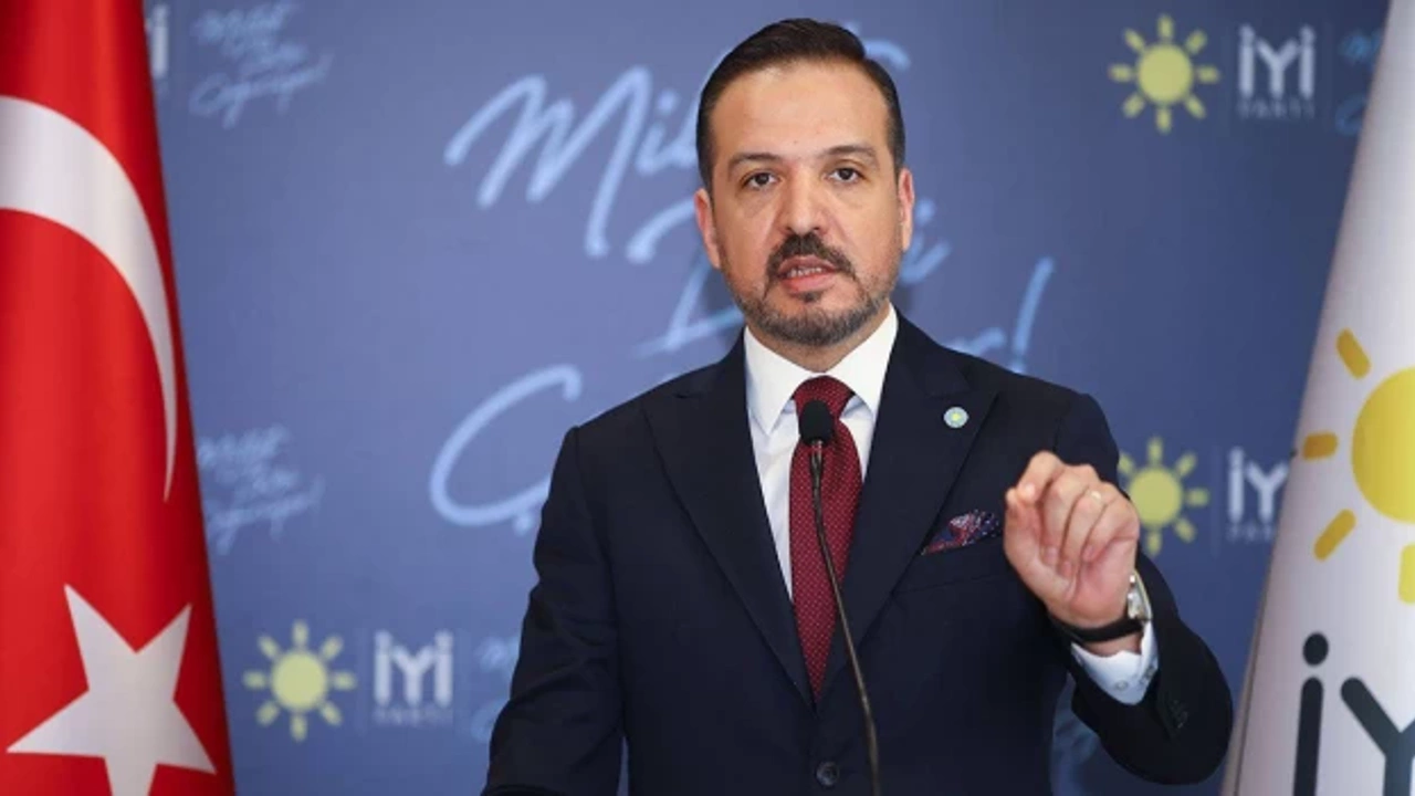 İYİ Partide yaprak dökümü devam ediyor, Üst yönetim boşaldı yerine yeni atamalar yapıldı