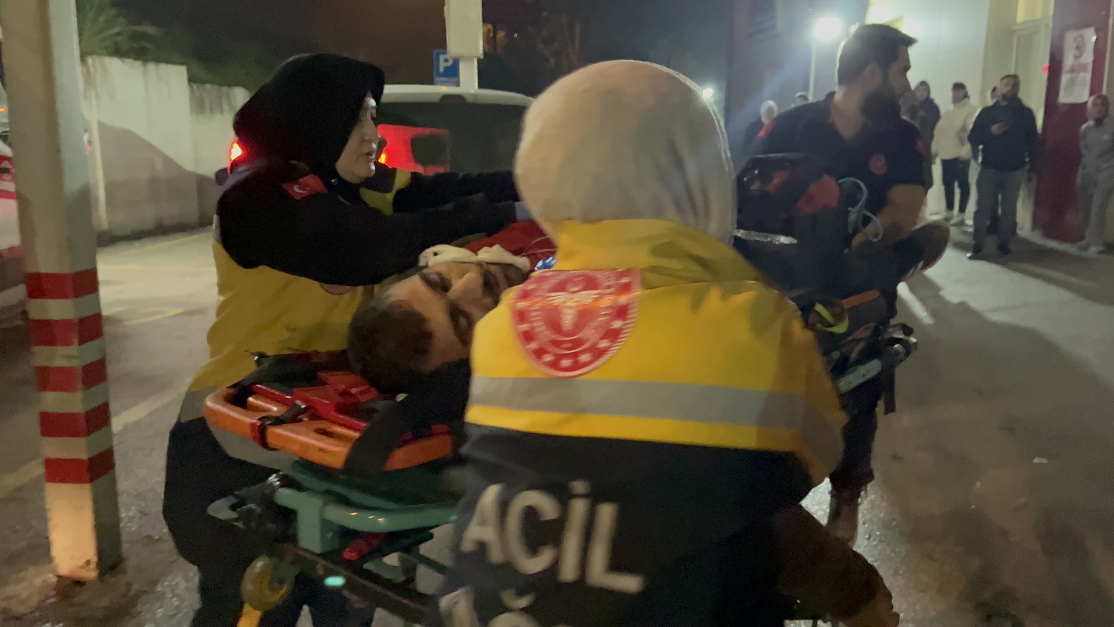 Bursa’da korkunç gece! Yolda yürüyen genç sokak ortasında infaz edildi!