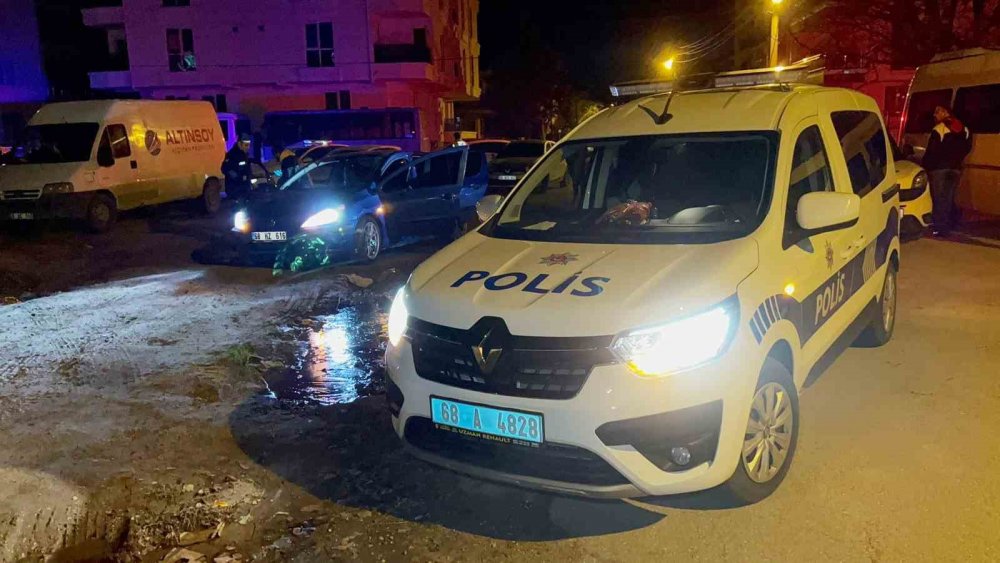 Polisin "dur" ihtiyarına uymadı! Polislerle saatlerce kovalamaca yaptı, yakalanınca böyle kıvırdı!