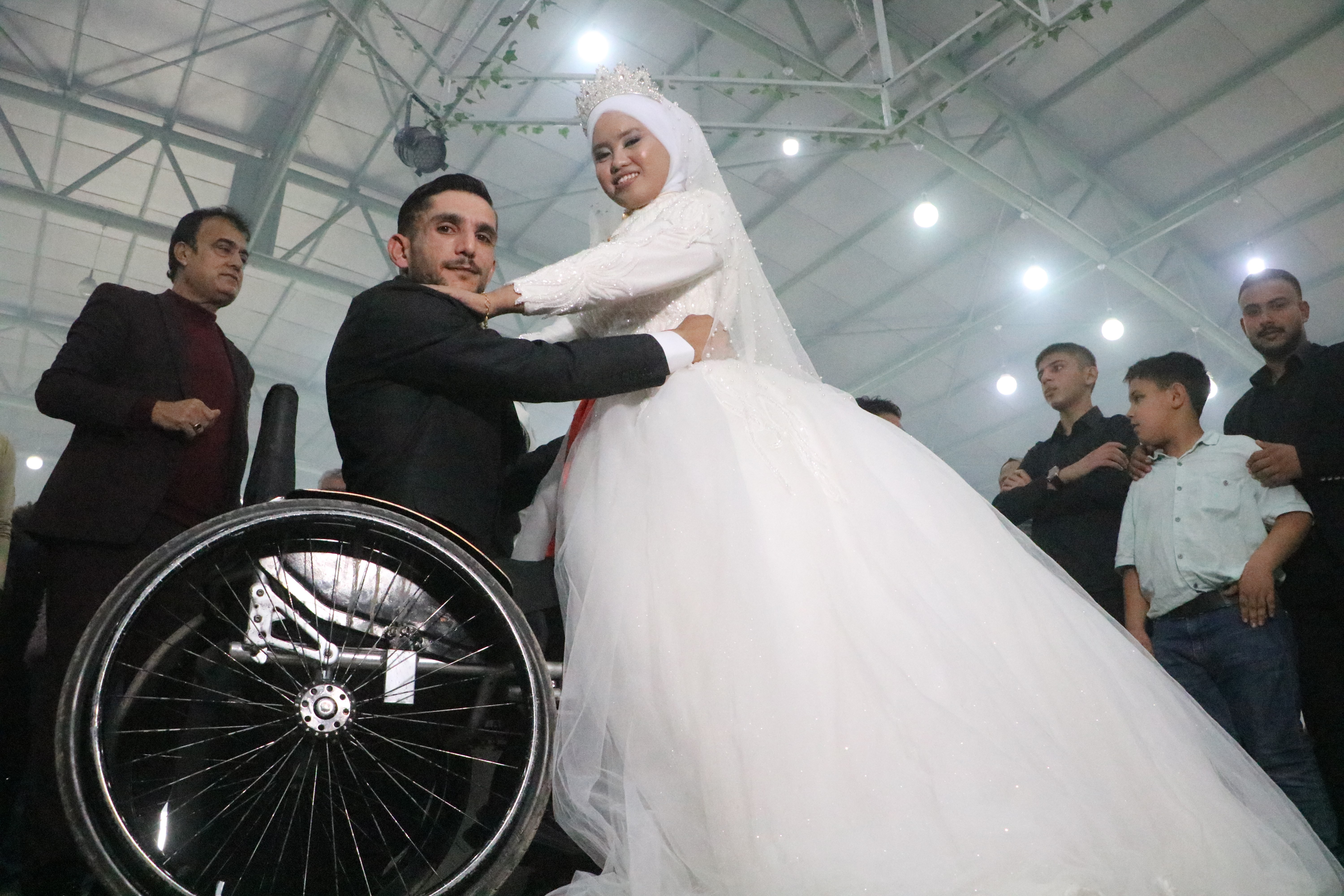 Aşkları engel tanımadı! Kalbinin sesini dinledi, 13 bin kilometre yol kat etti!