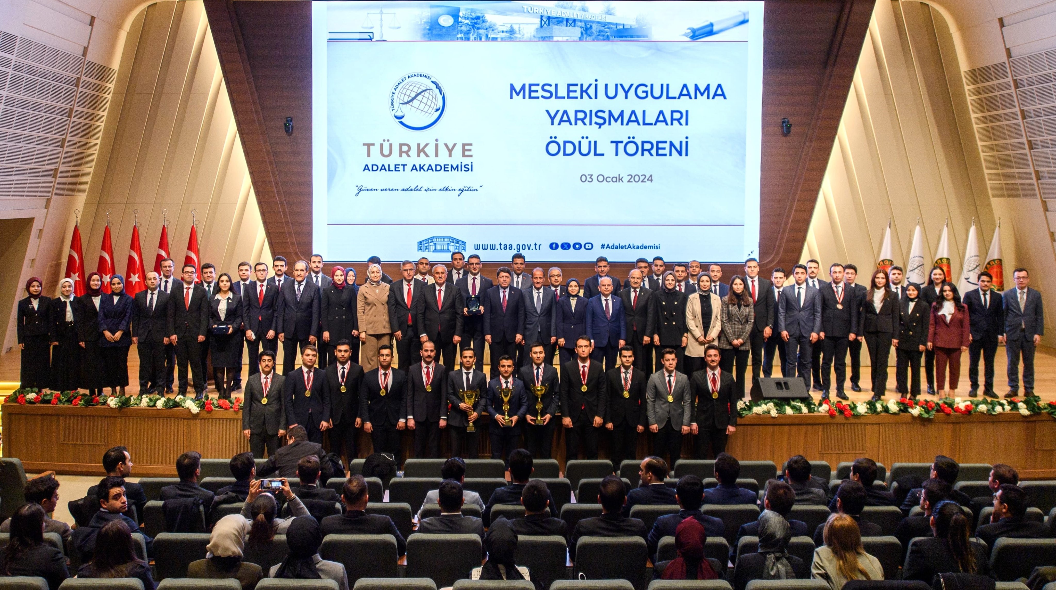 Adalet Bakanı Yılmaz Tunç, ''Yargı reformu strateji belgeleriyle önemli reformlara imza attık''