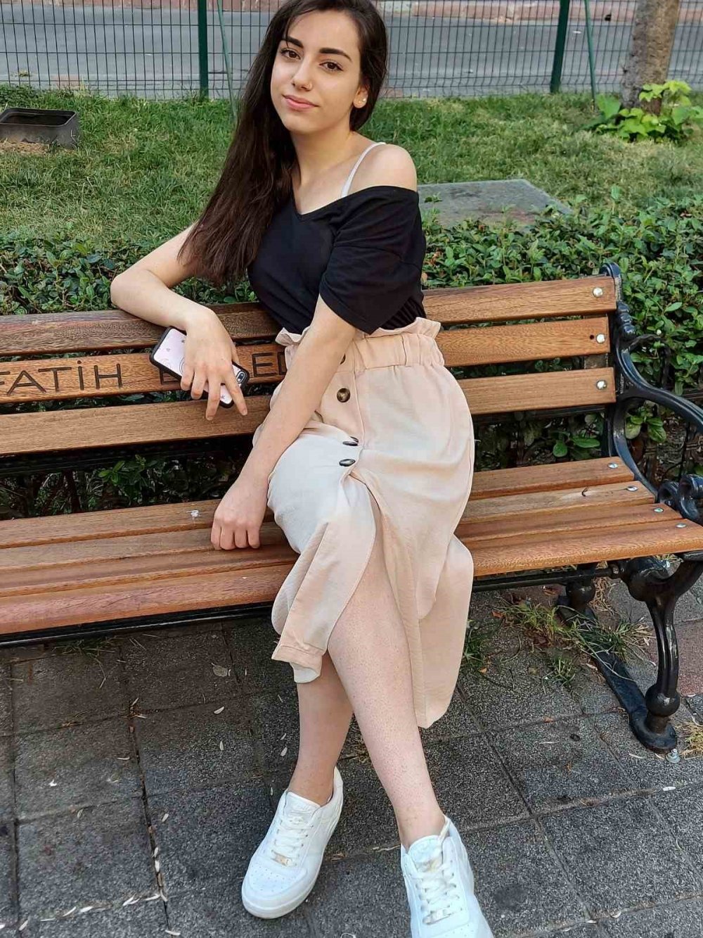 İstanbul Fatih'te yılbaşı gecesi kana bulandı! "Hanginize sıkayım’ deyip 17 yaşındaki Melek Nur'u başından vurdu