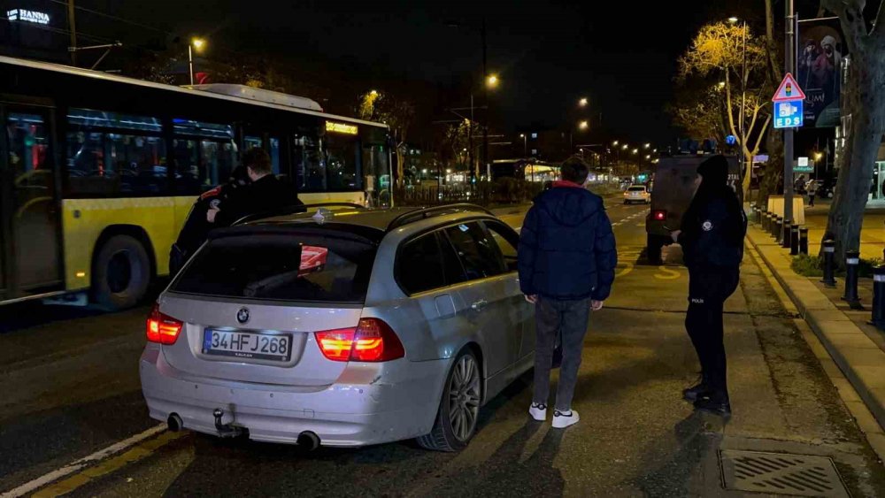 İstanbul’da ’huzur’ uygulaması | Araçlar didik didik arandı
