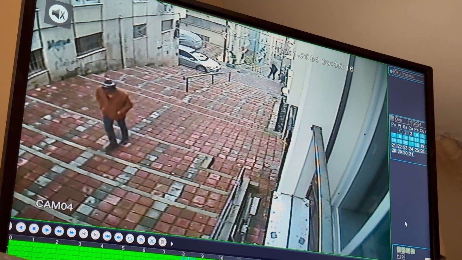 Temizlik işçisinin dürüstlüğü, takdir topladı! 