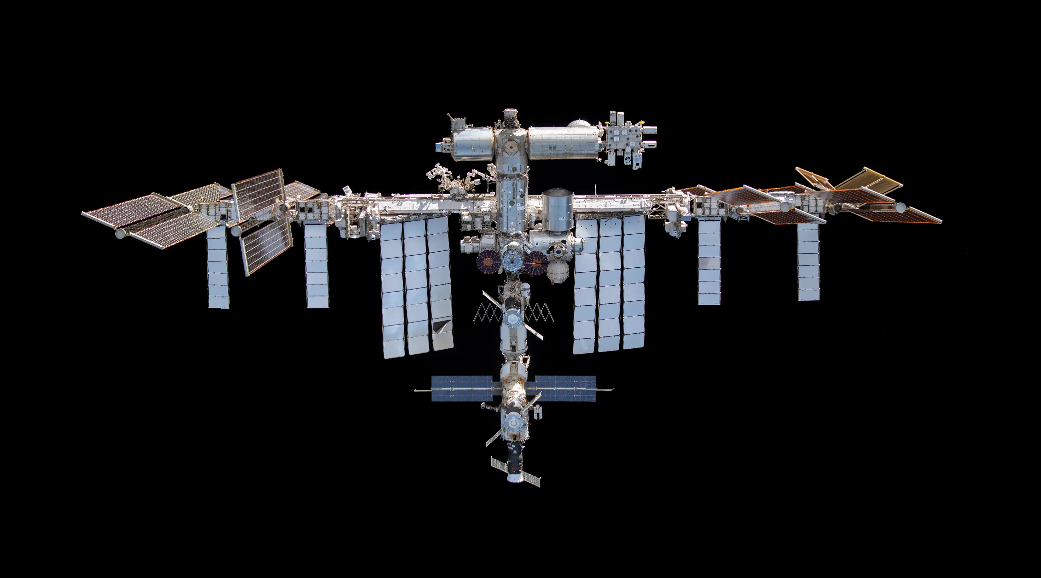 international-space-station-in-2021-jpg.webp