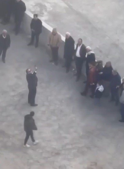 Gaziantep’te düğünde tepki çeken anlar: Havaya kurşun yağdırdılar, çocukları hiçe saydılar