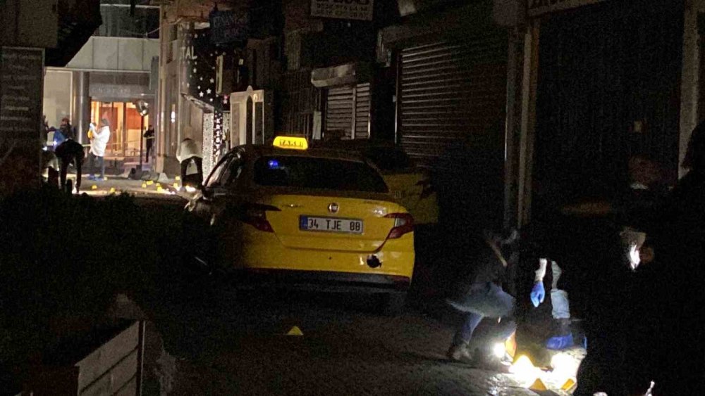 İstanbul'da gece kulübünde silahlı çatışma: 2’si polis 5 yaralı