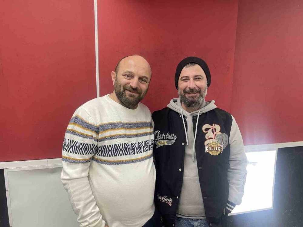 Olayın adresi: Rize! Sosyal medya fenomeni komiklik için az daha kendini yakıyordu: Paspasla söndürdüler!