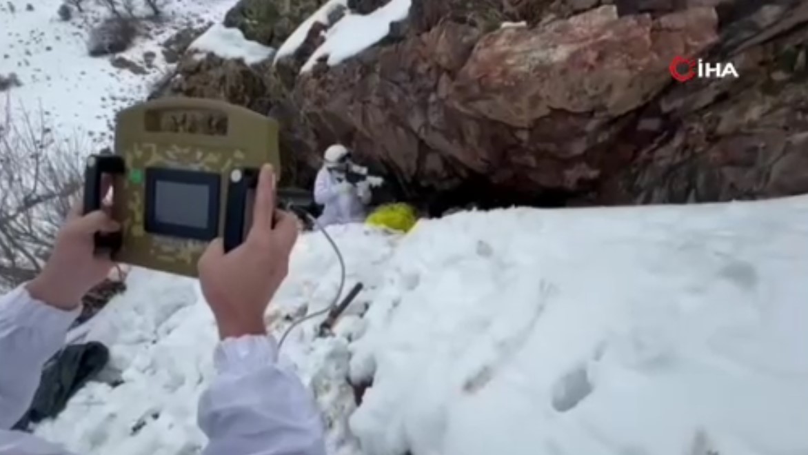 Terör örgütlerinin inleri başlarına yıkıldı! “Kahramanlar-47” operasyonları ile 28 barınma alanı imha edildi!