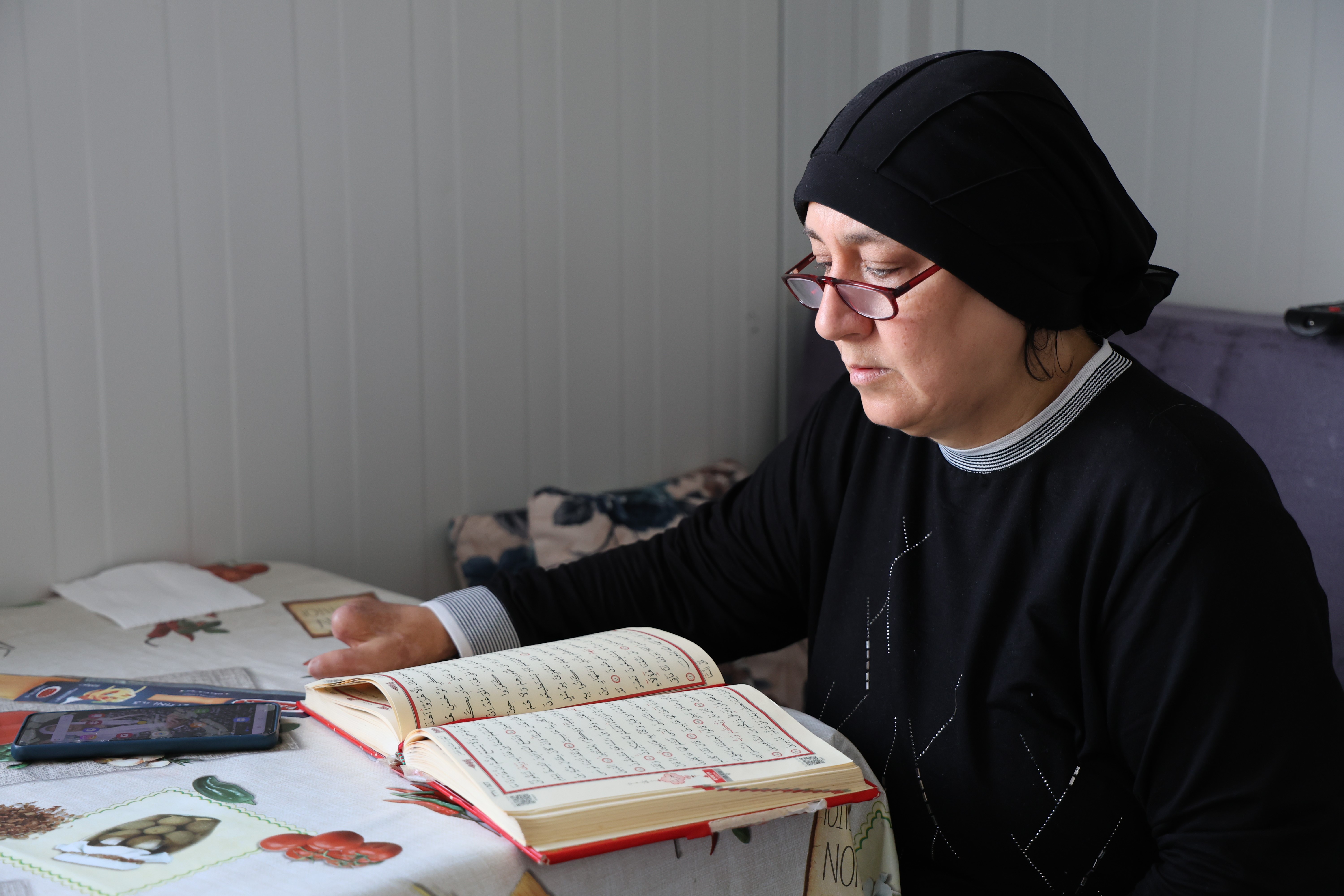 Kahramanmaraş depreminde, 9 gün enkaz altında kalmıştı! O dehşet anlarını anlatırken, gözyaşlarını tutamadı!