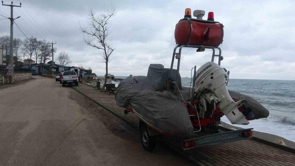 Arama çalışmalarında 3. gün! Halen batan geminin mürettebatından iz yok!
