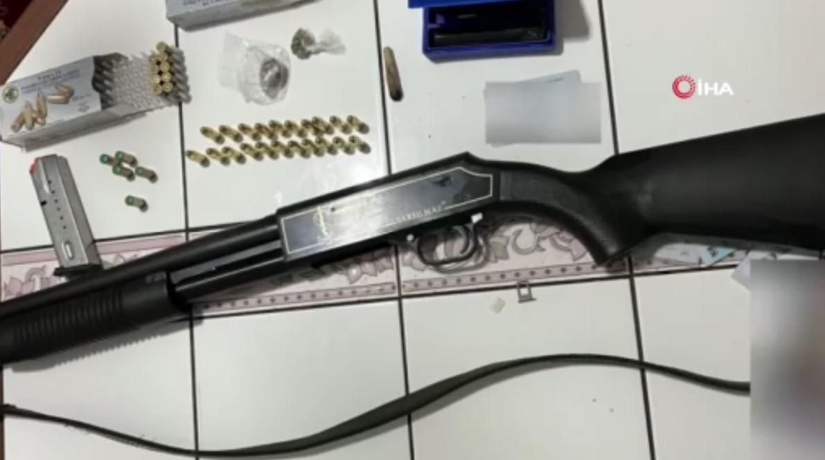 İstanbul'da soluk kesen operasyon! Redkitler isimli silahlı suç örgütü çökertildi! Çok sayıda tutuklama var