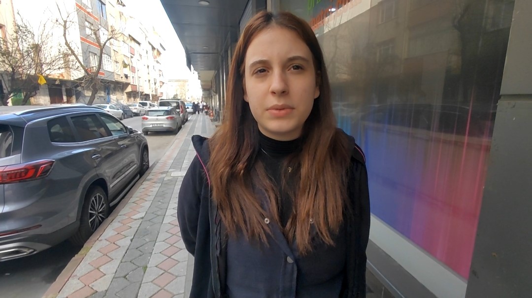 Okuldan çıkan öğrencilerin ugradığı akran gaspı kameralarda!