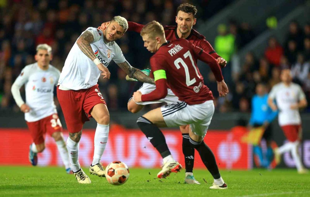 Sparta Prag'a 4-1 mağlup olan Galatasaray Avrupa'ya veda etti!
