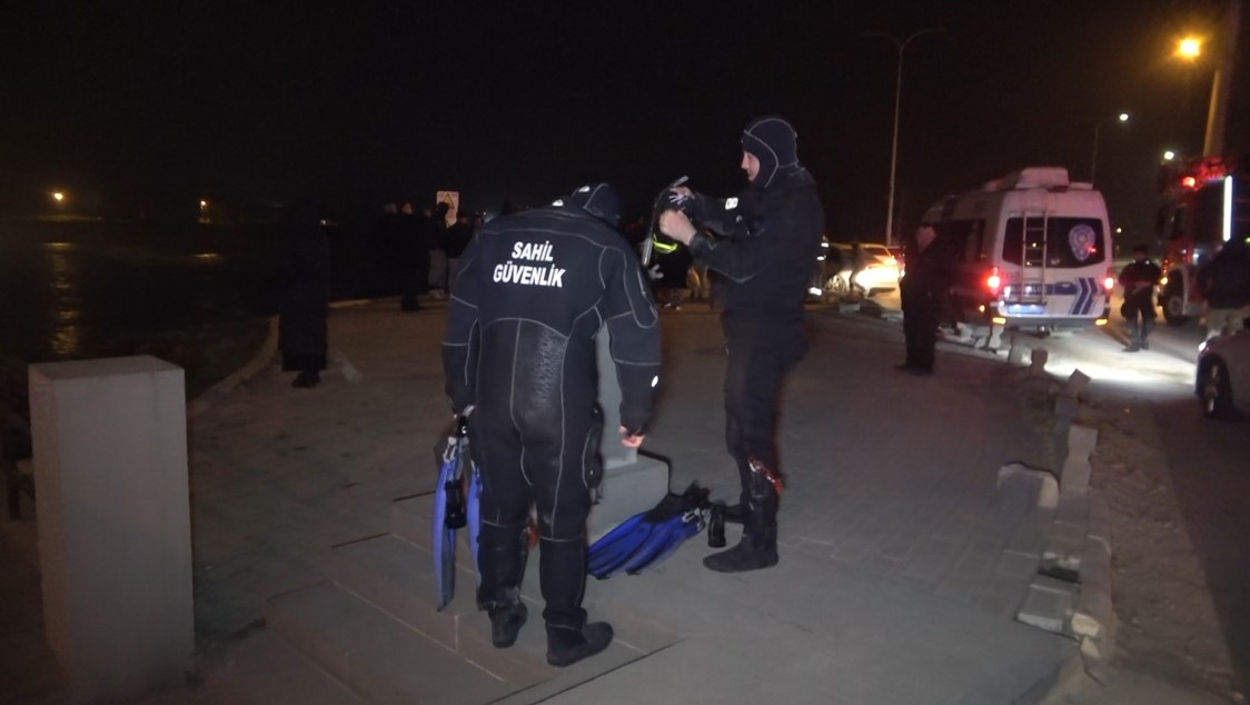 Köprüde intihar girişimi! Eşinden ve çocuğundan ayrı kalan genç, bunalıma girdi!