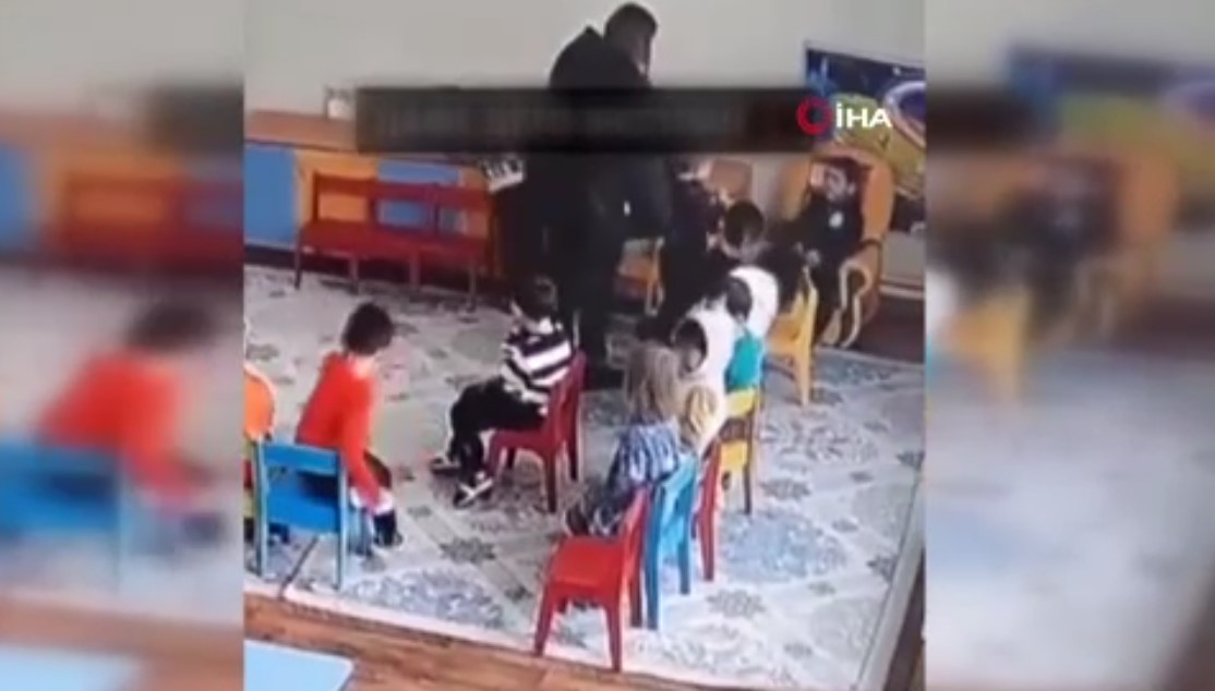 Kreşte akıl almaz olay! Yaşıtı tarafından dakikalarca darp edilen çocuk, beyin sarsıntısı geçirdi!