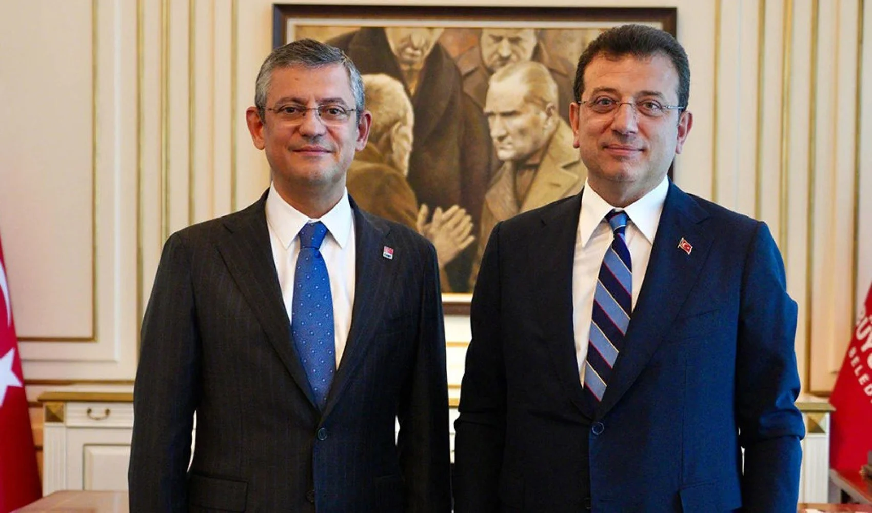 Ekrem İmamoğlu ve Özgür Özel'in arasındaki kriz büyüyor!