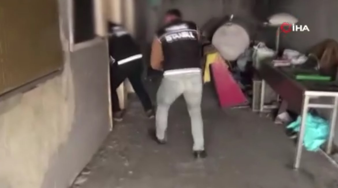 İstanbul’da zehir tacirlerine ağır darbe! “Narkoçelik-5” operasyonu ile tonlarca uyuşturucu madde ele geçirildi!