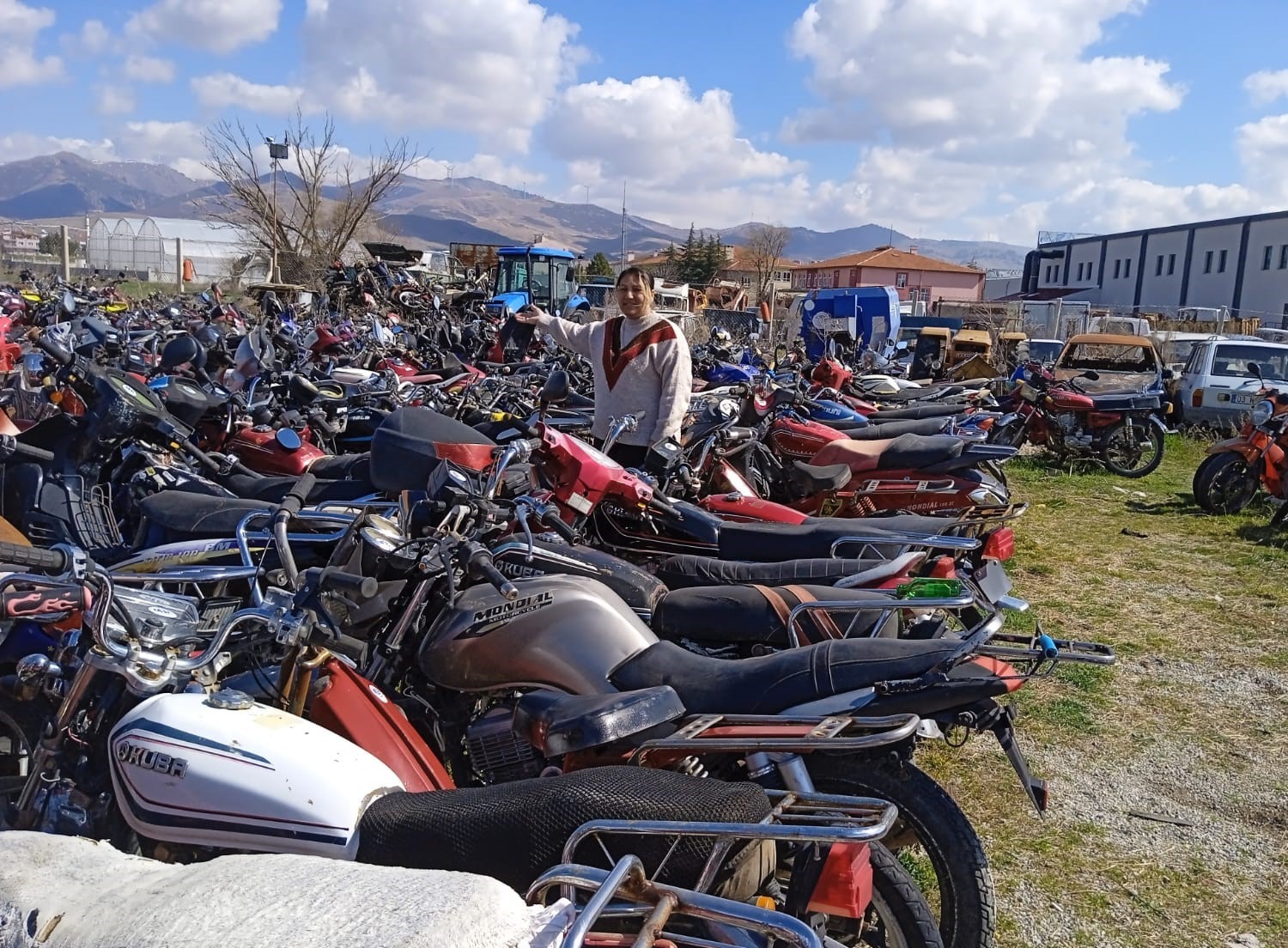 Yediemin deposunda 3 yıldır bekleyen motosikletler, ekonomiye geri kazandırılacak