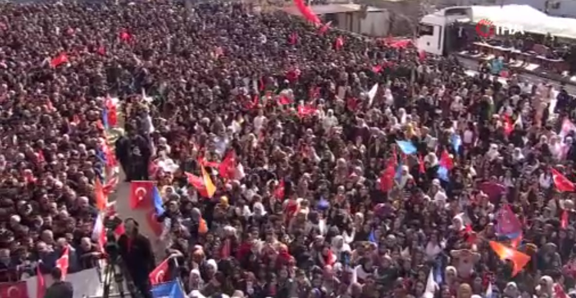 Cumhurbaşkanı Erdoğan Şırnak'ta vatandaşlara seslendi: "En küçük bir vizyonları yok"