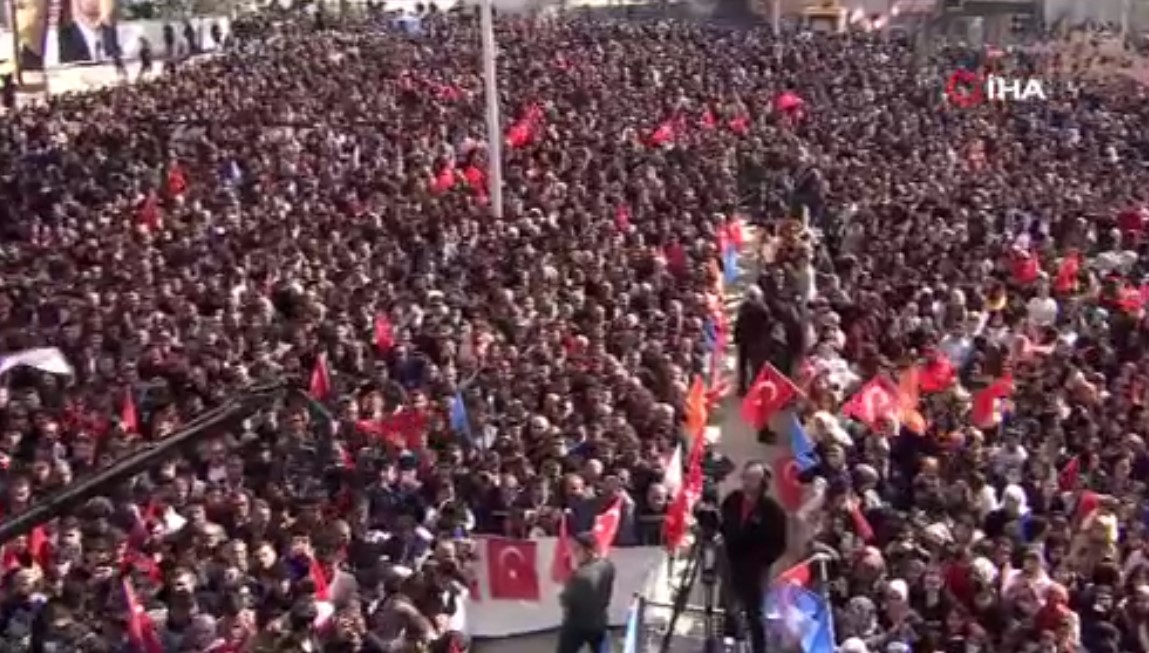 Cumhurbaşkanı Erdoğan Şırnak'ta vatandaşlara seslendi: "En küçük bir vizyonları yok"