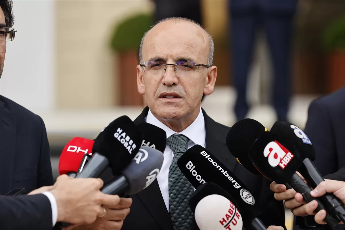 Bakan Mehmet Şimşek'ten önemli açıklamalar! Vatandaşa ‘dolar’ uyarısı yaptı!