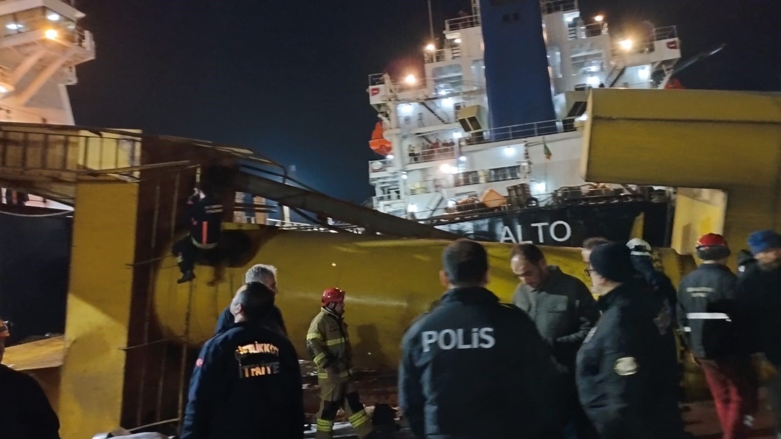 Yalova’da devrilen kule vincindeki operatörün cansız bedenine ulaşıldı!