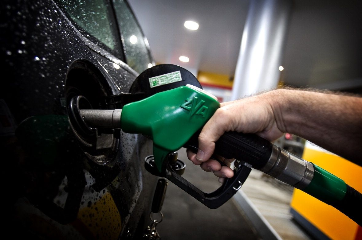 Depolarını bu tarihe kadar, fullemeyen kalmasın! Benzin ve motorine 2'ci zam kapıda!