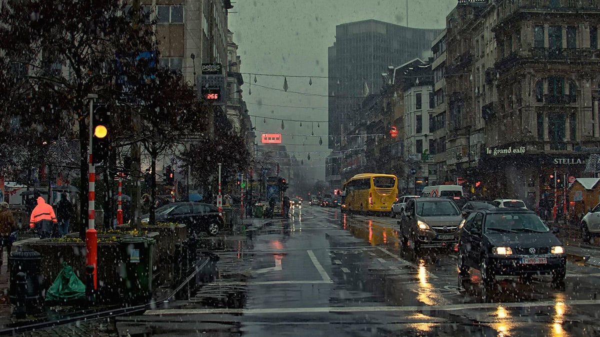 Meteoroloji son tahminlerini açıkladı! Perşembe günü hava nasıl! Bugün yağmur var mı! Sıcaklıklar düşecek mi?