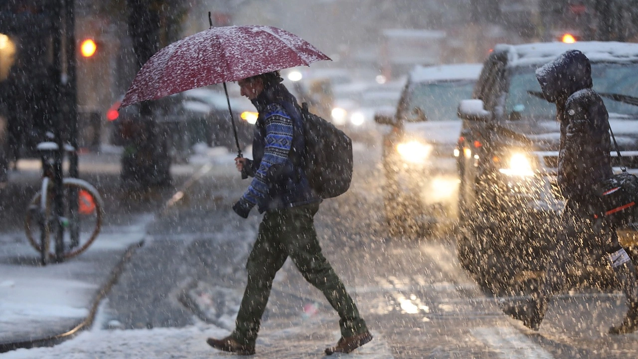 Meteoroloji son tahminlerini açıkladı! Perşembe günü hava nasıl! Bugün yağmur var mı! Sıcaklıklar düşecek mi?