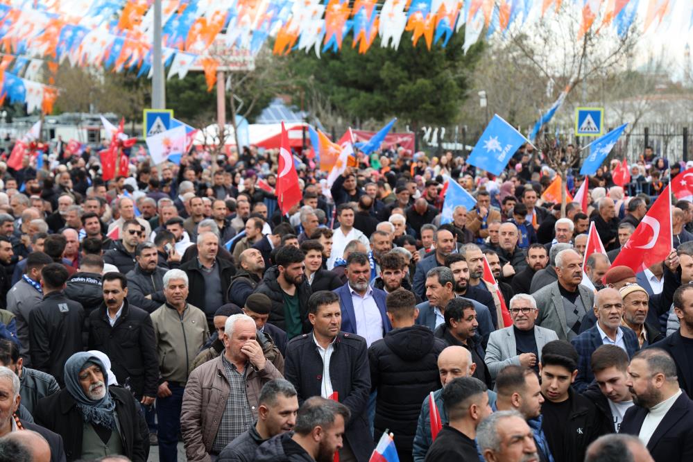 Cumhurbaşkanı Erdoğan Diyarbakır'da konuştu: “DEM benim Kürt kardeşimin iradesini işportaya çıkarmıştır”