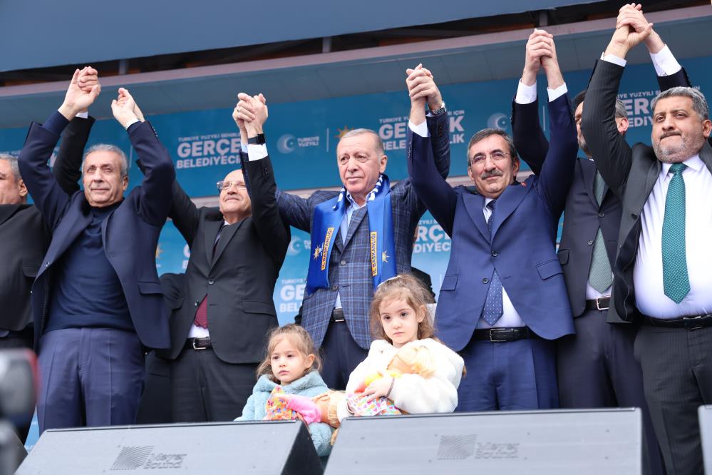 Cumhurbaşkanı Erdoğan Diyarbakır'da konuştu: “DEM benim Kürt kardeşimin iradesini işportaya çıkarmıştır”
