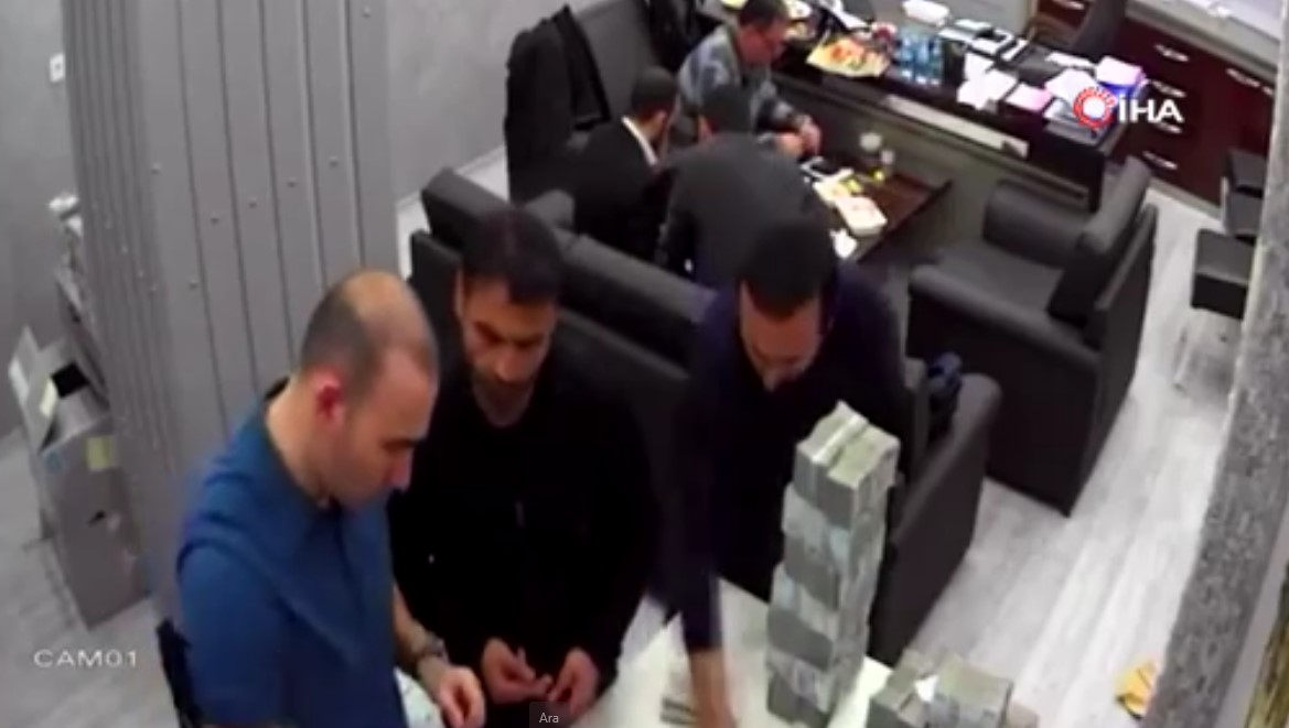 Son dakika! CHP Parti Meclis Üyesi Turgay Özcan ‘şüpheli’ sıfatıyla ifade veriyor!